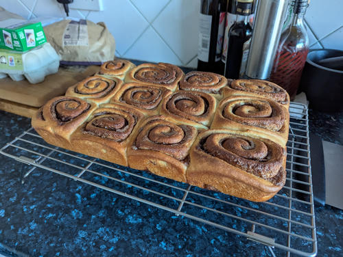 Cinnamon Buns (UK Recipe) thumbnail